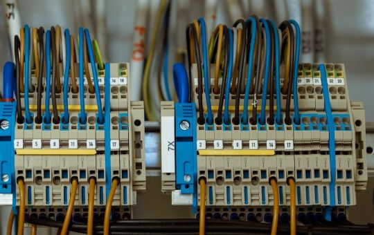 Trzy zalety dobrej firmy elektrycznej